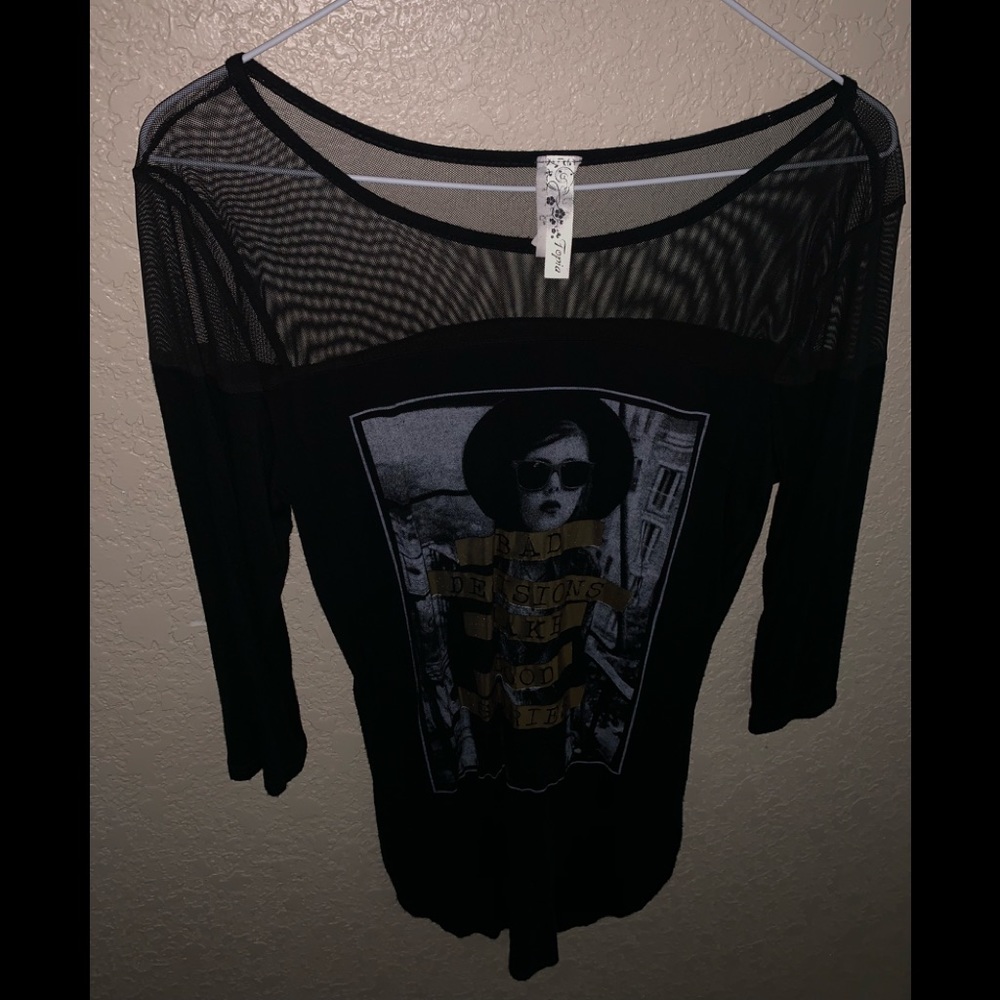 Black shirt